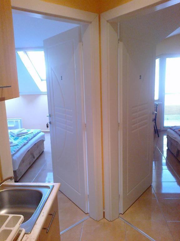 Cristian Apartman Hajdúszoboszló Buitenkant foto
